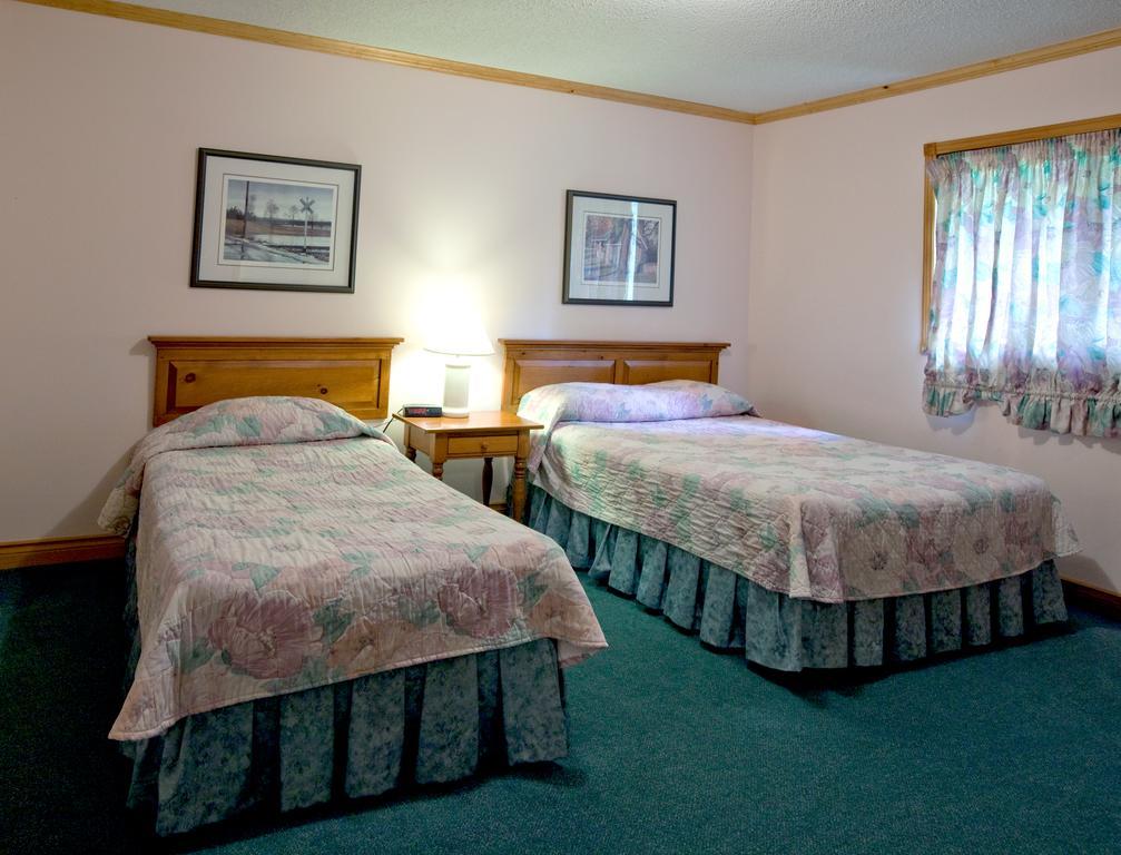Pow Wow Point Lodge Хантсвилл Номер фото