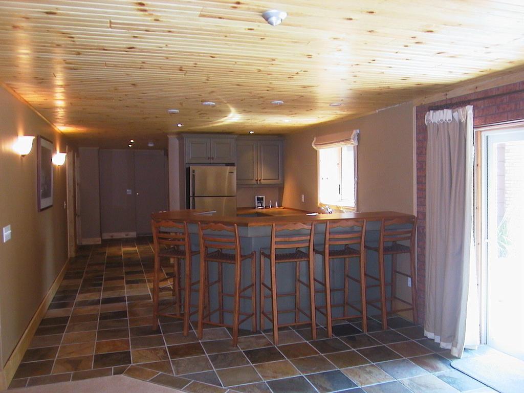 Pow Wow Point Lodge Хантсвилл Номер фото