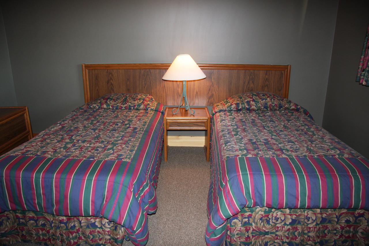Pow Wow Point Lodge Хантсвилл Номер фото